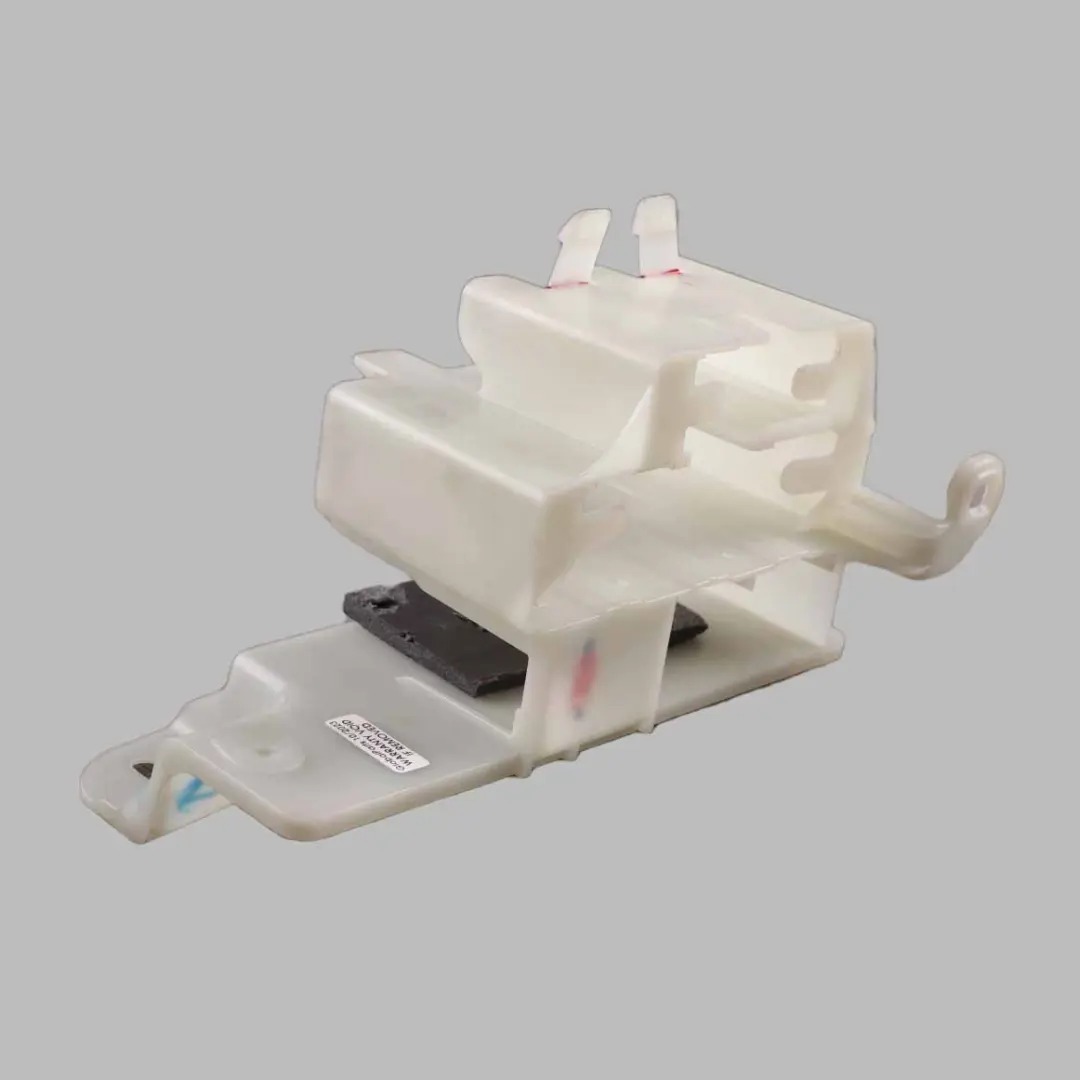 Instrument Carrier Rear Control Unit Module Box Cover Bracket to BMW G11 with Part number 9331166 BMW G11 Instrument Carrier Rear Control Unit Module Box Cover Bracket - SKU 9331166 - Part number 9331166