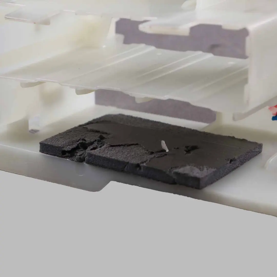 Instrument Carrier Rear Control Unit Module Box Cover Bracket to BMW G11 with Part number 9331166 BMW G11 Instrument Carrier Rear Control Unit Module Box Cover Bracket - SKU 9331166 - Part number 9331166