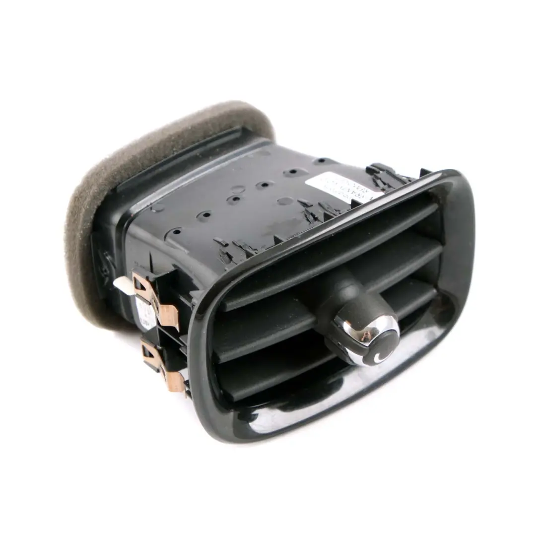 Kratka Nawiewu Wentylacyjna Przód Przednia do Mini Countryman F60 o numerze 9332764 Mini Countryman F60 Kratka Nawiewu Wentylacyjna Przód Przednia - SKU 9332764 - Numer Części 9332764