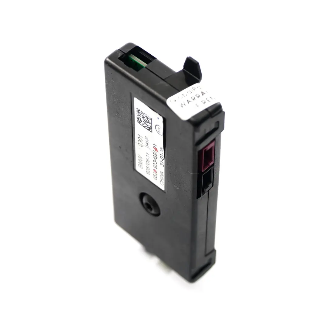 Antenna Amplifier BMW X5 F15 F85 Aerial Diversity Booster Control Unit to with Part number 9334691 Antenna Amplifier BMW X5 F15 F85 Aerial Diversity Booster Control Unit - SKU 9334691 - Part number 9334691