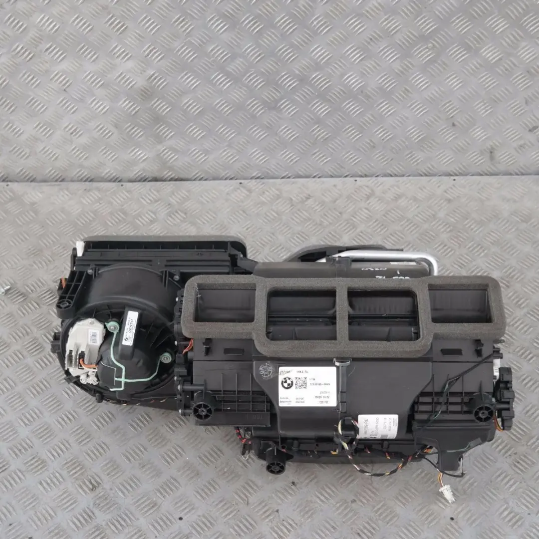 Complete Heater Radiator Matrix Unit to BMW Z4 Series E89 Convertible Roadster with Part number 9335270 BMW Z4 Series E89 Convertible Roadster Complete Heater Radiator Matrix Unit - SKU 9335270 - Part number 9335270