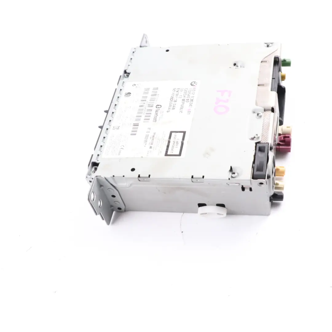 Czytnik Nawigacja Radioodtwarzacz CD DAB do BMW F20 F21 F30 F31 o numerze 9335347 BMW F20 F21 F30 F31 Czytnik Nawigacja Radioodtwarzacz CD DAB - SKU 9335347 - Numer Części 9335347