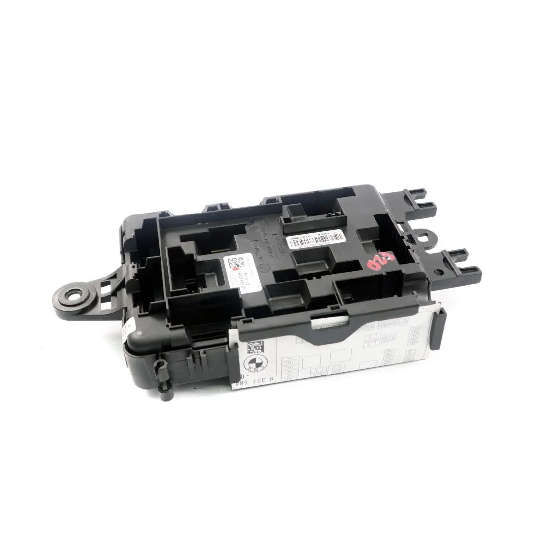 Stromverteiler Hinten Sicherungskasten REM Steuergerät für BMW F20 F22 F30 mit Teilenummer 9337880 BMW F20 F22 F30 Stromverteiler Hinten Sicherungskasten REM Steuergerät - SKU 9337880 - Teilenummer 9337880