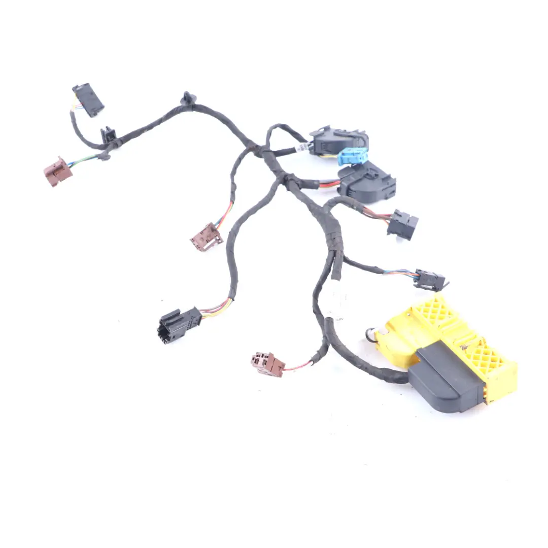 Wiring BMW F32 F22 F23 Front Passenger Side Seat Harness to Seat with Part number 9339306 Seat Wiring BMW F32 F22 F23 Front Passenger Side Seat Harness - SKU 9339306 - Part number 9339306