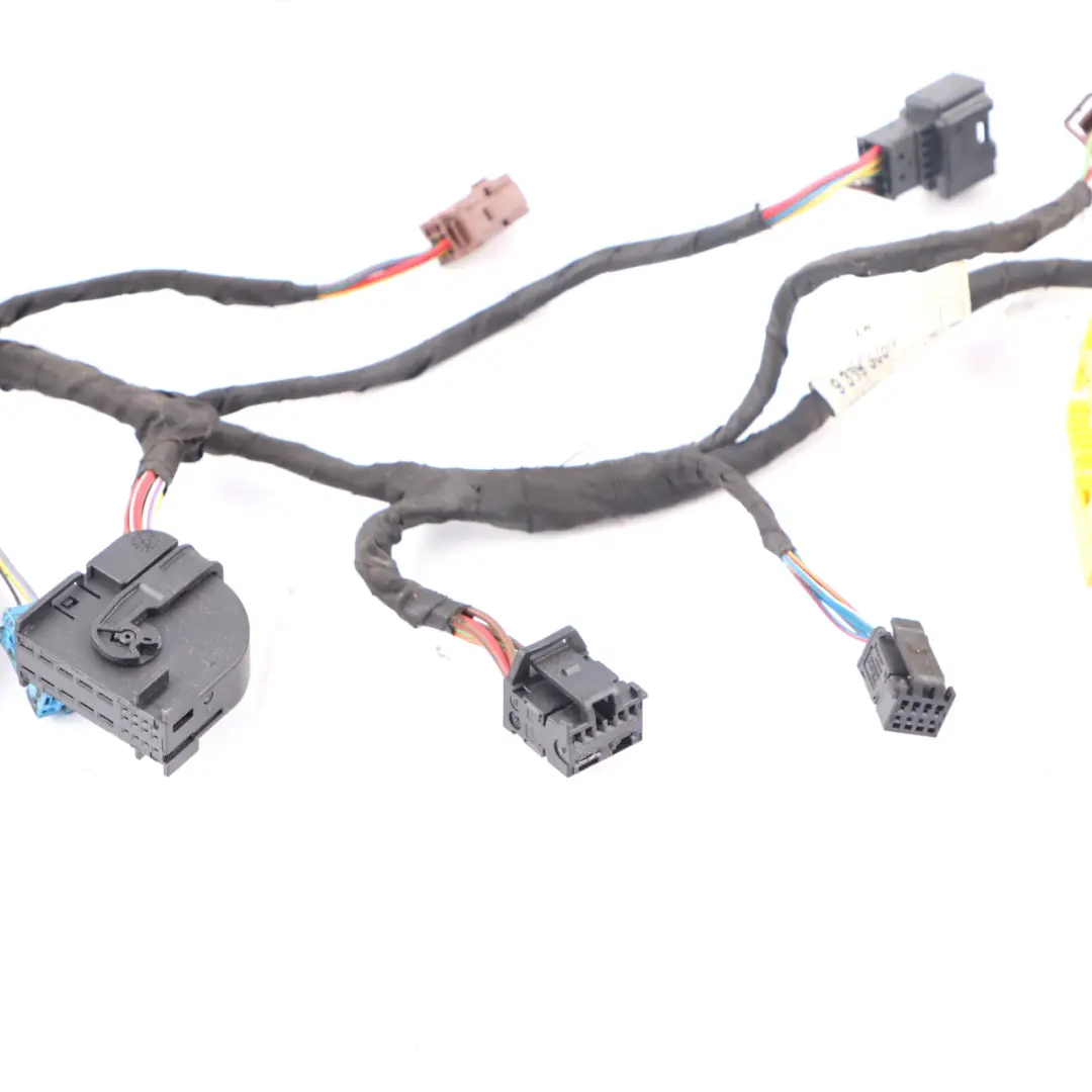 Wiring BMW F32 F22 F23 Front Passenger Side Seat Harness to Seat with Part number 9339306 Seat Wiring BMW F32 F22 F23 Front Passenger Side Seat Harness - SKU 9339306 - Part number 9339306