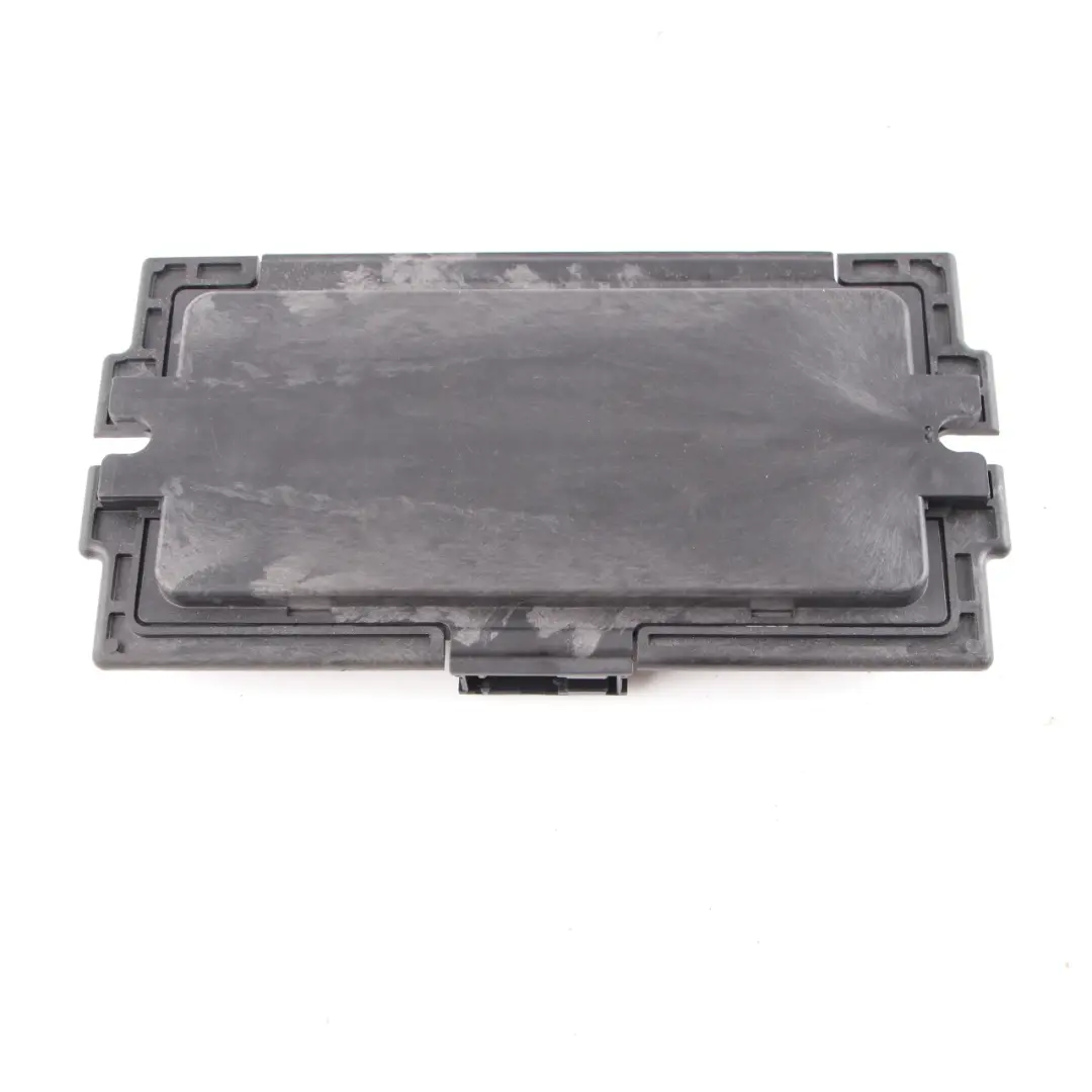 Basis TFL Footwell Light Module Control Unit ECU FRM3R PL2 to BMW X1 E84 with Part number 9340333 BMW X1 E84 Basis TFL Footwell Light Module Control Unit ECU FRM3R PL2 - SKU 9340333 - Part number 9340333