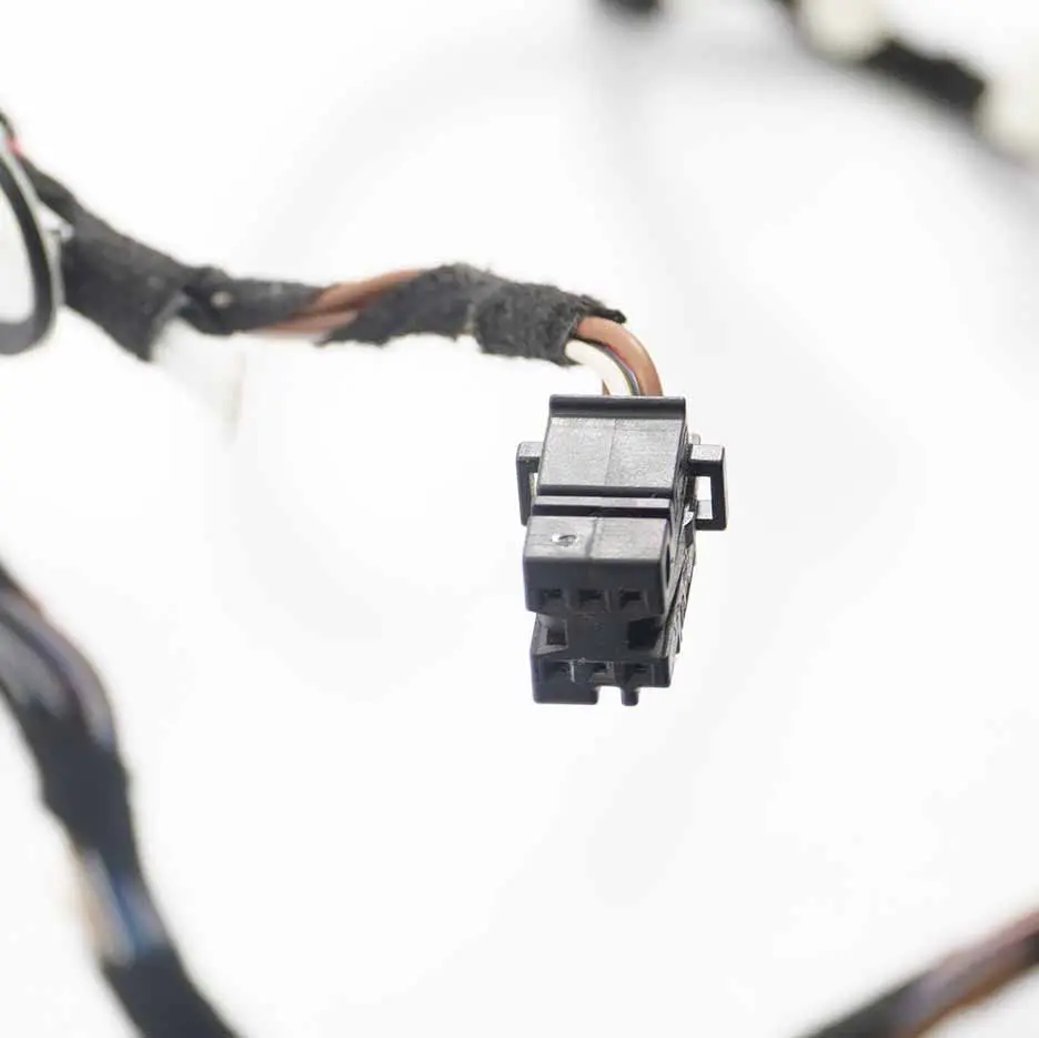 Cableado Puerta Pasajero Delantero Cables Loom F22 para BMW F21 con número de pieza 9340997 BMW F21 Cableado Puerta Pasajero Delantero Cables Loom F22 - SKU 9340997 - Número de pieza 9340997