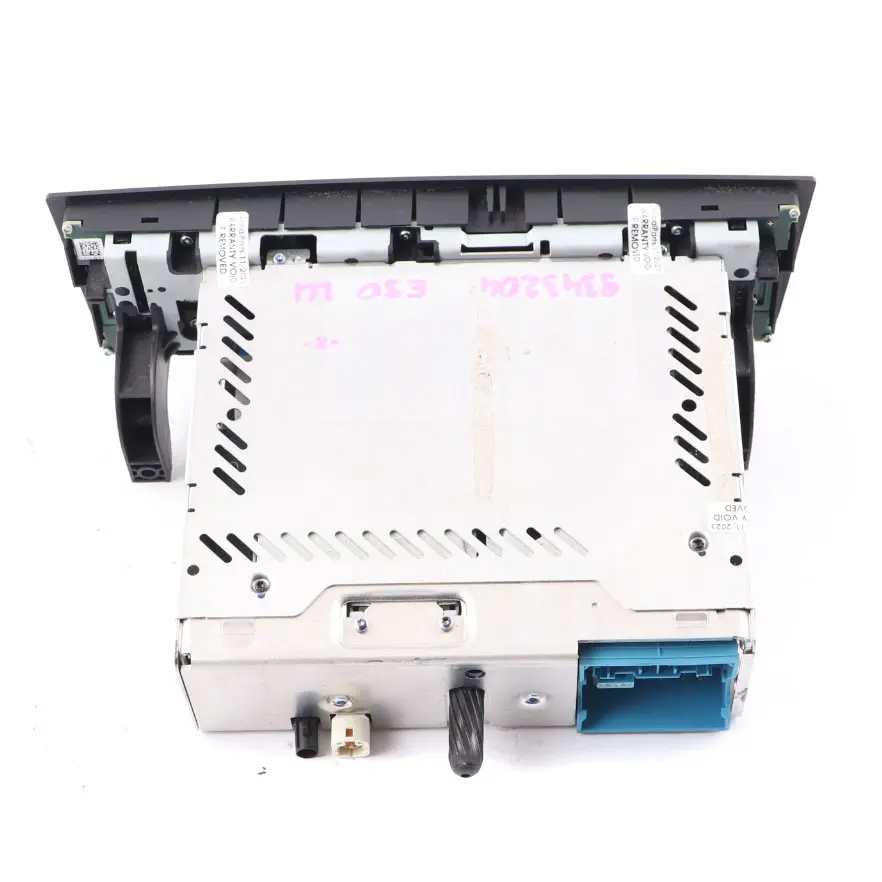 BMW 1 3 E81 E87 E90 E91 E92 LCI Radio CD Professional Bluetooth - SKU 9343204 - Part number 9243919