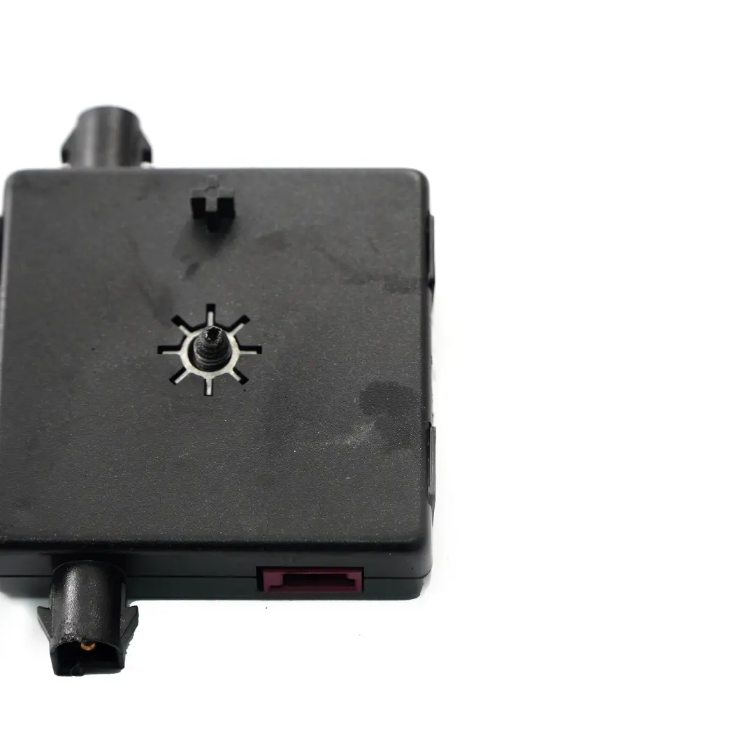BMW X5 F15 X4 F26 Antenna Aerial Diversity Trap Circuit Control Module - SKU 9343304 - Part number 9343304