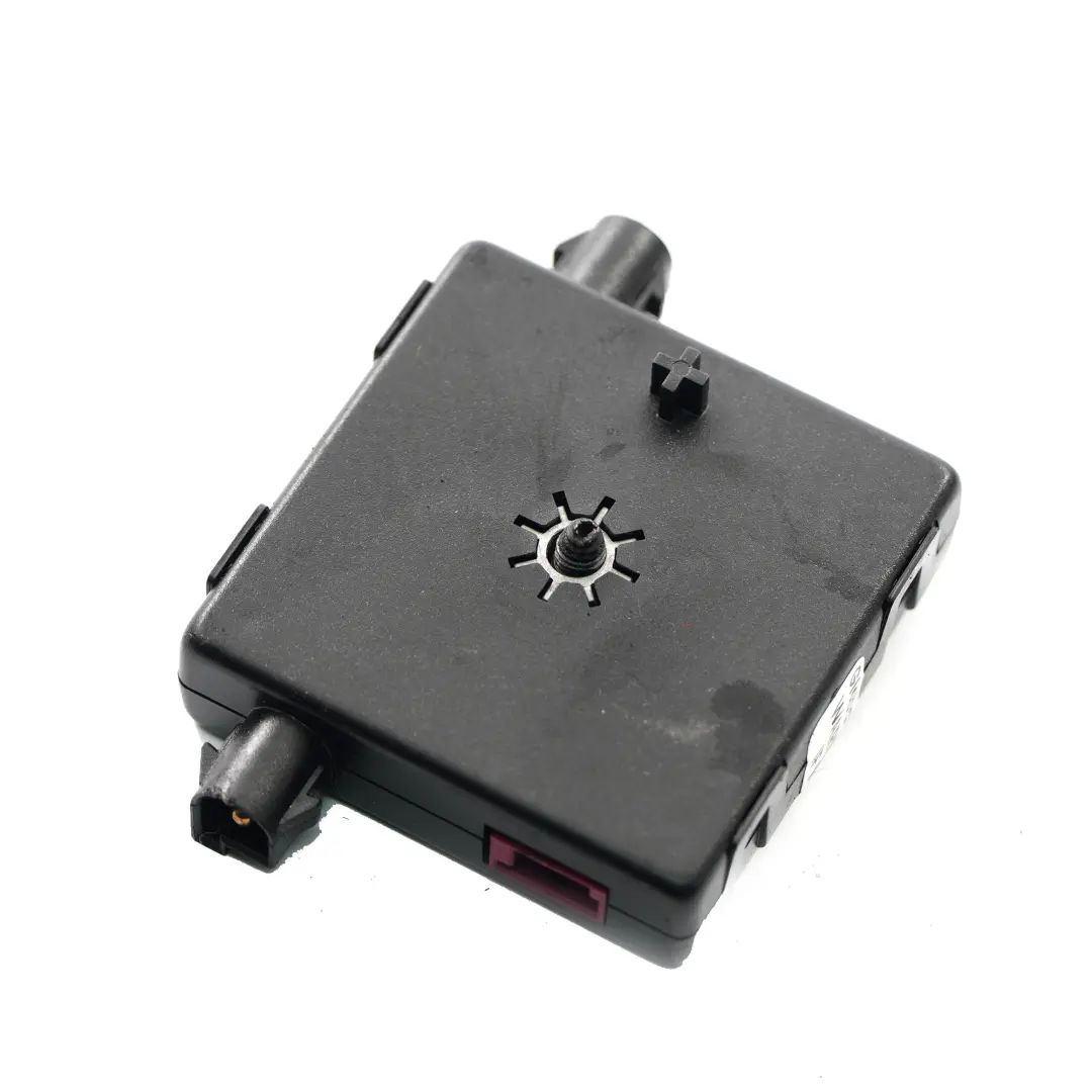 BMW X5 F15 X4 F26 Antenna Aerial Diversity Trap Circuit Control Module - SKU 9343304 - Part number 9343304