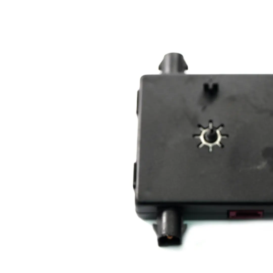 BMW X5 F15 X4 F26 Antenna Aerial Diversity Trap Circuit Control Module - SKU 9343304 - Part number 9343304