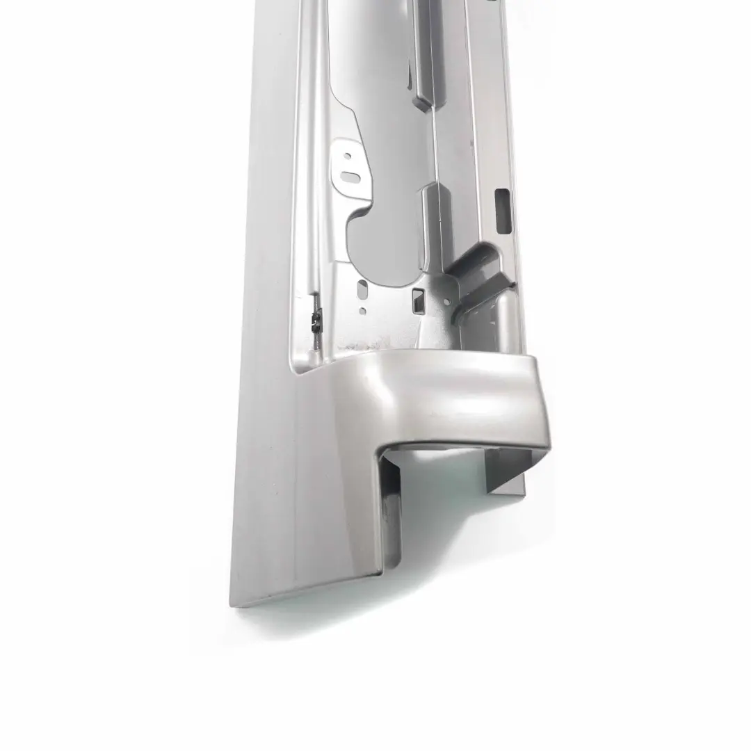 Luz Trasera Izquierda Tapa Embellecedor para Renault Trafic 3 Marco de con número de pieza 93450958 Renault Trafic 3 Marco de Luz Trasera Izquierda Tapa Embellecedor - SKU 93450958 - Número de pieza 93450958