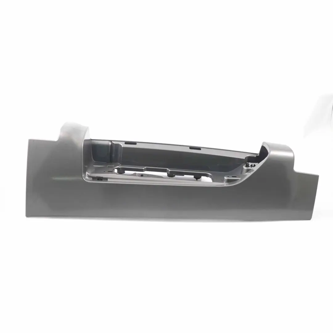 Renault Trafic 3 Lamp frame Couvercle garniture feu arrière droit - SKU 93450970 - Numéro de pièce 93450970
