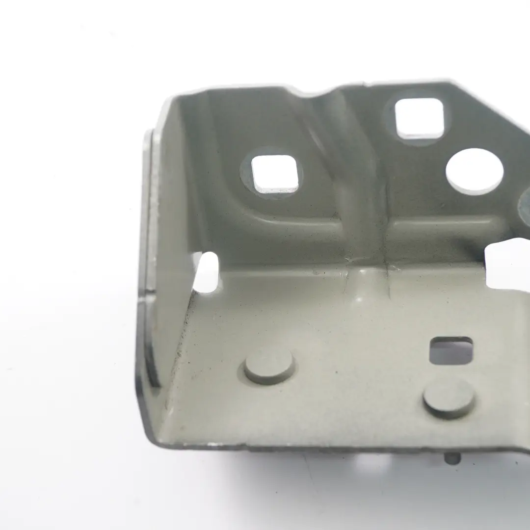 Staffa Opel Vivaro B Cerniera del cofano anteriore sinistra Staffa di montaggio per con numero di parte 93451643 Staffa Opel Vivaro B Cerniera del cofano anteriore sinistra Staffa di montaggio - SKU 93451643 - Numero di parte 93451643