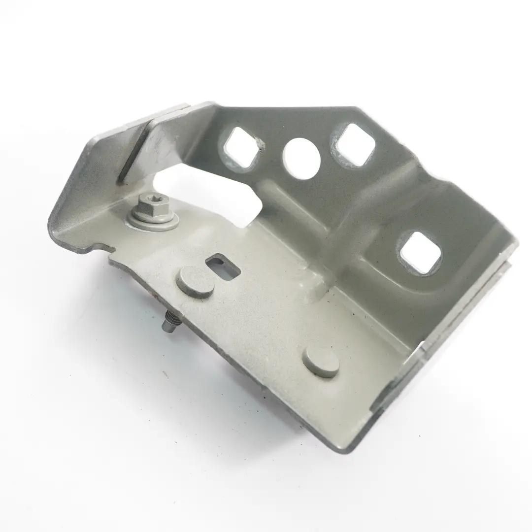 Bracket Opel Vivaro B Bonnet Hinge Right Front Mounting Bracket to with Part number 93451653 Bracket Opel Vivaro B Bonnet Hinge Right Front Mounting Bracket - SKU 93451653 - Part number 93451653