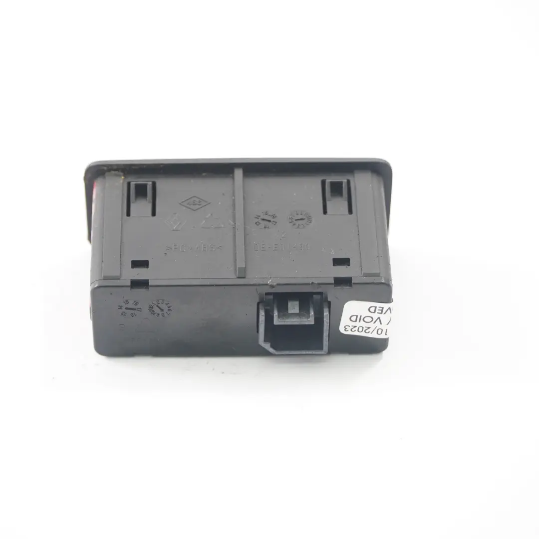  USB Port Renault Trafic 3 Vauxhall Vivaro B Socket Plug Connector Unit - SKU 93452333 - Part number 93452333