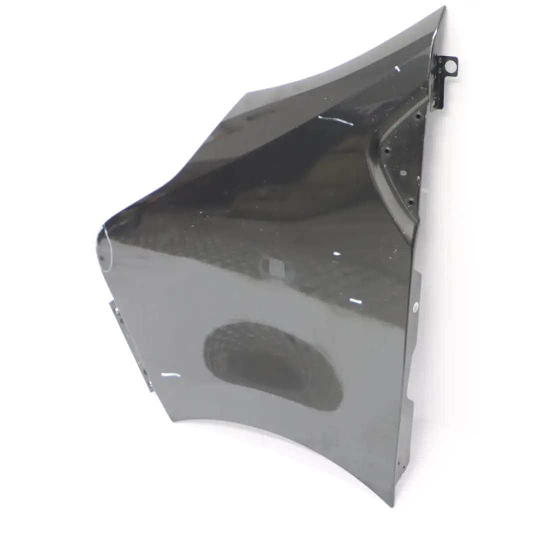 Panneau d'aile avant gauche Midnight Black - D68 pour Opel Vivaro B à propos du numéro de pièce 93455812 Opel Vivaro B Panneau d'aile avant gauche Midnight Black - D68 - SKU 93455812-MID - Numéro de pièce 93455812