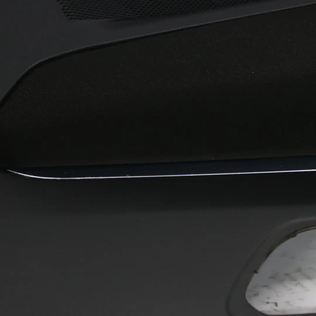 Scheda Porta Anteriore Sinistra Coperchio rivestimento Panno Nero per Peugeot 3008 con numero di parte 9345NO Peugeot 3008 Scheda Porta Anteriore Sinistra Coperchio rivestimento Panno Nero - SKU 9345NO - Numero di parte 9345NO