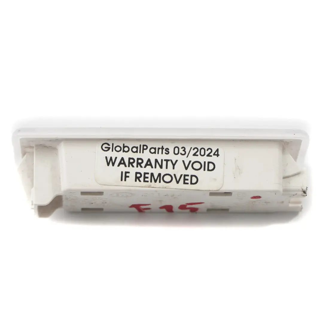 Lampka Oświetlenia Wnętrza Kabiny LED do BMW X5 F15 X6 F16 o numerze 9346241 BMW X5 F15 X6 F16 Lampka Oświetlenia Wnętrza Kabiny LED - SKU 9346241 - Numer Części 9346241