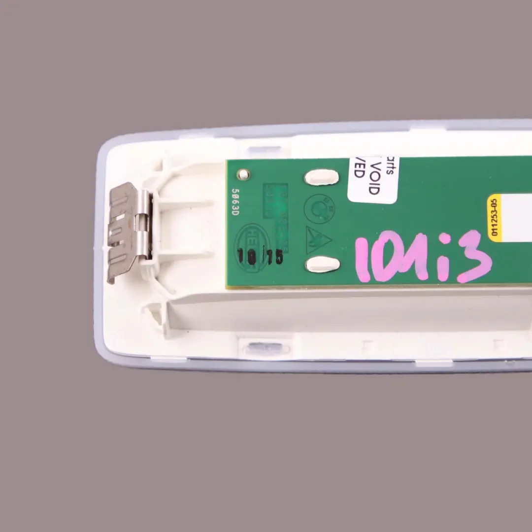 Lampe d'intérieur LED arrière pour BMW i3 I01 à propos du numéro de pièce 9348391 BMW i3 I01 Lampe d'intérieur LED arrière - SKU 9348391 - Numéro de pièce 9348391