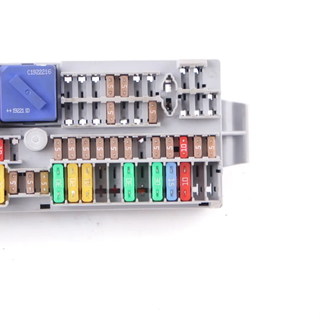  Caja de fusibles BMW F90 M5 G11 G30 Distribución de energía delantera derecha - SKU 9350313 - Número de pieza 9350313