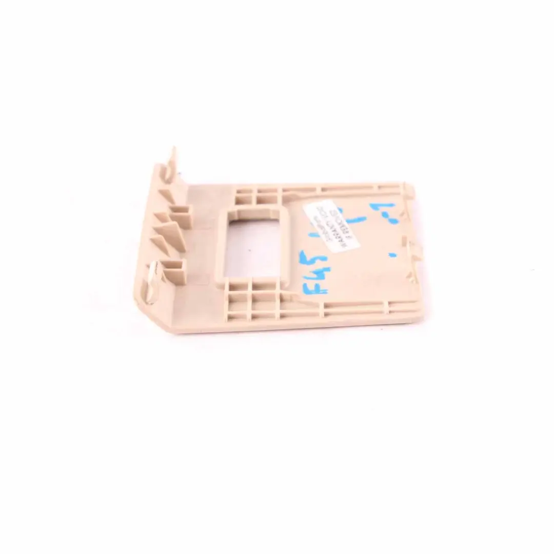 USB Plug Socket Connector Cover Trim Panel Canberra Beige 9284253 to BMW F45 F46 with Part number 9350600 BMW F45 F46 USB Plug Socket Connector Cover Trim Panel Canberra Beige 9284253 - SKU 9350600 - Part number 9350600