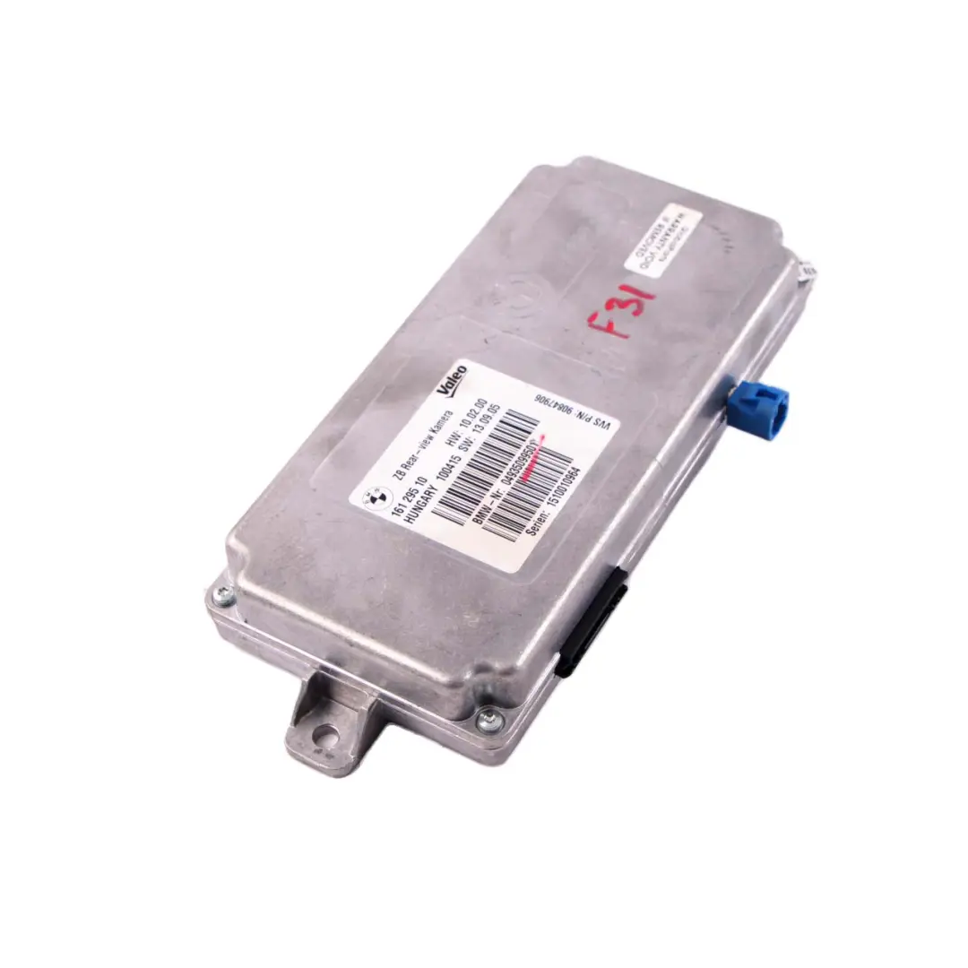 Reversing Camera Rear View Control Unit to BMW F10 F20 F30 with Part number 9350995 BMW F10 F20 F30 Reversing Camera Rear View Control Unit - SKU 9350995 - Part number 9350995