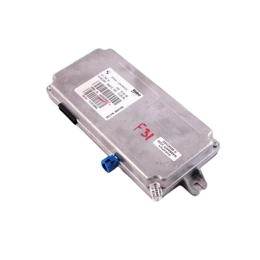 Reversing Camera Rear View Control Unit to BMW F10 F20 F30 with Part number 9350995 BMW F10 F20 F30 Reversing Camera Rear View Control Unit - SKU 9350995 - Part number 9350995