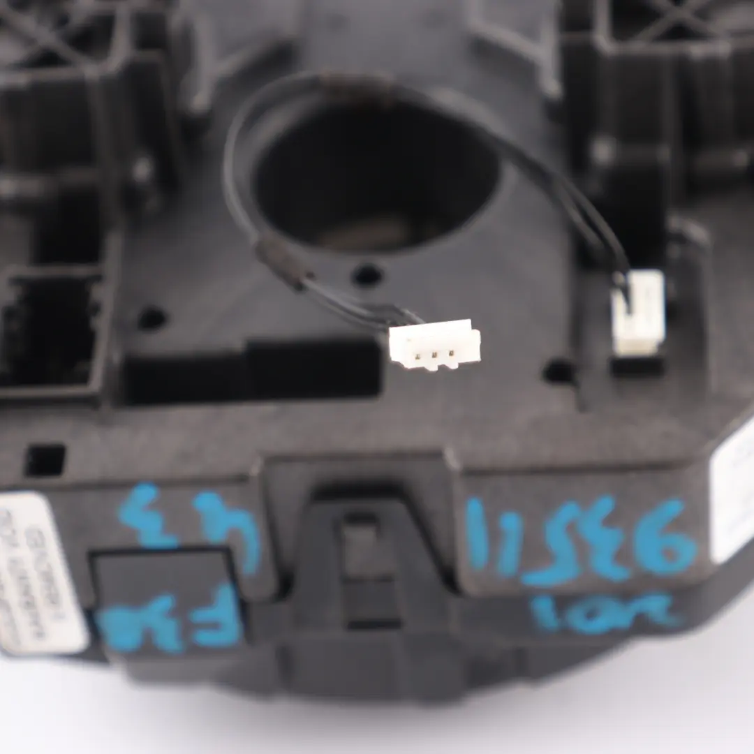 Schalter Cluster Lenksäule Wischer Blinker Stiel für BMW F30 mit Teilenummer 9351143 BMW F30 Schalter Cluster Lenksäule Wischer Blinker Stiel - SKU 9351143 - Teilenummer 9351143