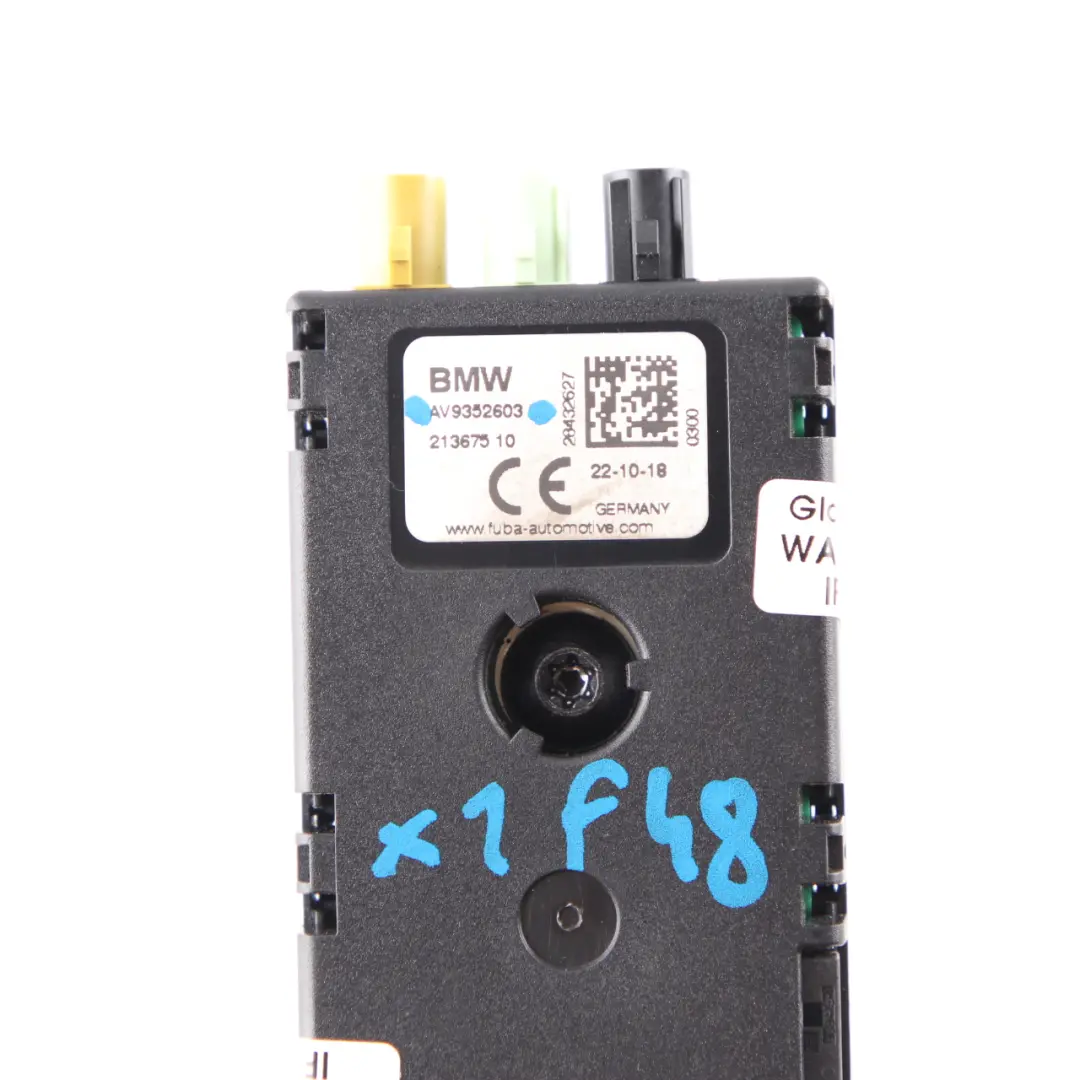 Antenna Amplificatore AM FM FM2 DAB Lunotto per BMW X1 F48 con numero di parte 9352603 BMW X1 F48 Antenna Amplificatore AM FM FM2 DAB Lunotto - SKU 9352603 - Numero di parte 9352603