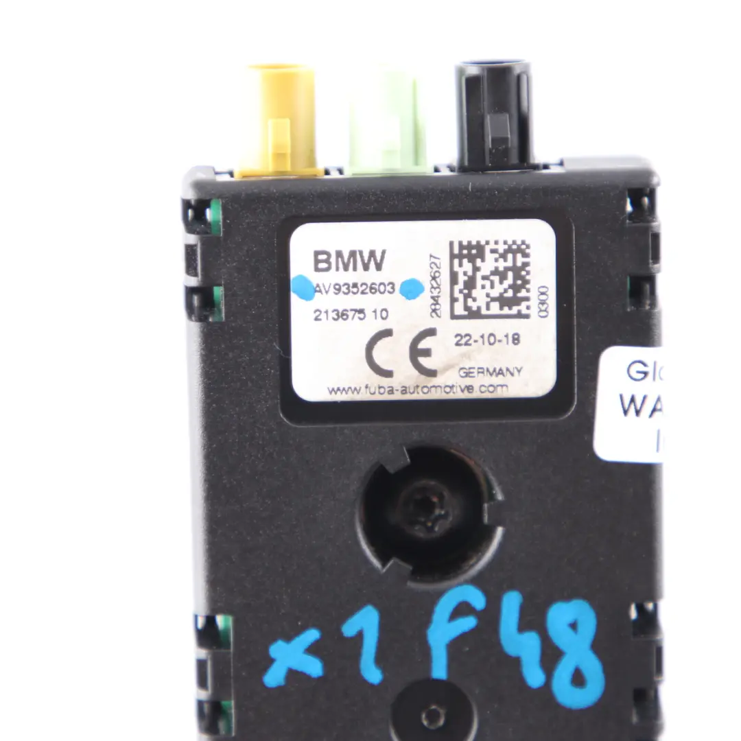 Antenna Amplificatore AM FM FM2 DAB Lunotto per BMW X1 F48 con numero di parte 9352603 BMW X1 F48 Antenna Amplificatore AM FM FM2 DAB Lunotto - SKU 9352603 - Numero di parte 9352603