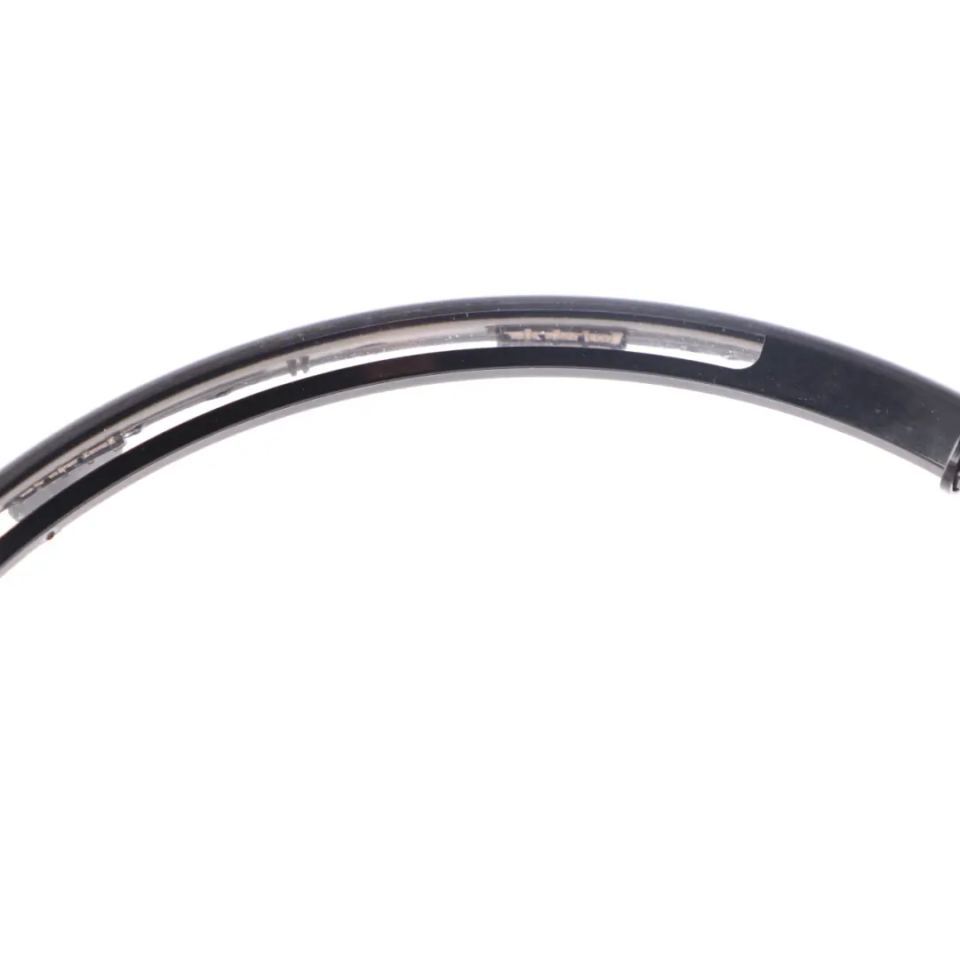 Scheibenumrandung Blendring LED für Mini F54 F60 mit Teilenummer 9354033 Mini F54 F60 Scheibenumrandung Blendring LED - SKU 9354033 - Teilenummer 9354033