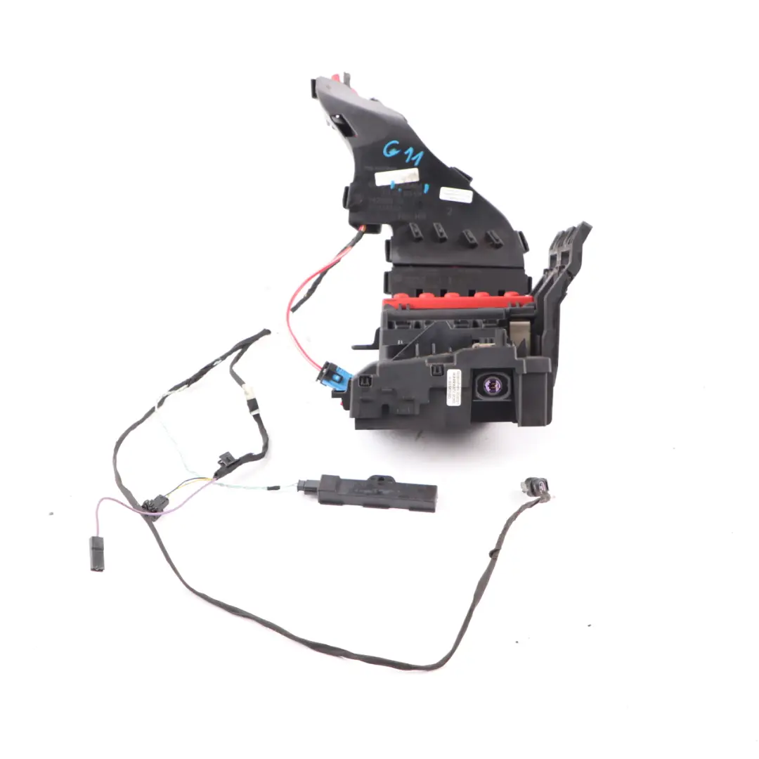 Distribution Junction Box Control Unit to BMW G11 Power Battery with Part number 9356464 BMW G11 Power Battery Distribution Junction Box Control Unit - SKU 9356464 - Part number 9356464