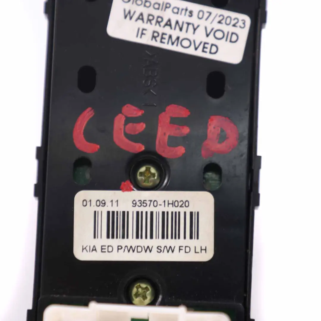MK1 Interruptor Elevalunas Lado Conductor para Kia Ceed ED con número de pieza 93570-1H020 Kia Ceed ED MK1 Interruptor Elevalunas Lado Conductor - SKU 93570-1H020 - Número de pieza 93570-1H020