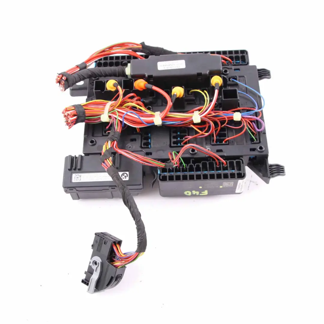 Verteiler Sicherungskasten Hinten Elektrisch für BMW F40 F48 Mini F56 mit Teilenummer 9360501 BMW F40 F48 Mini F56 Verteiler Sicherungskasten Hinten Elektrisch - SKU 9360501-2 - Teilenummer 9360501