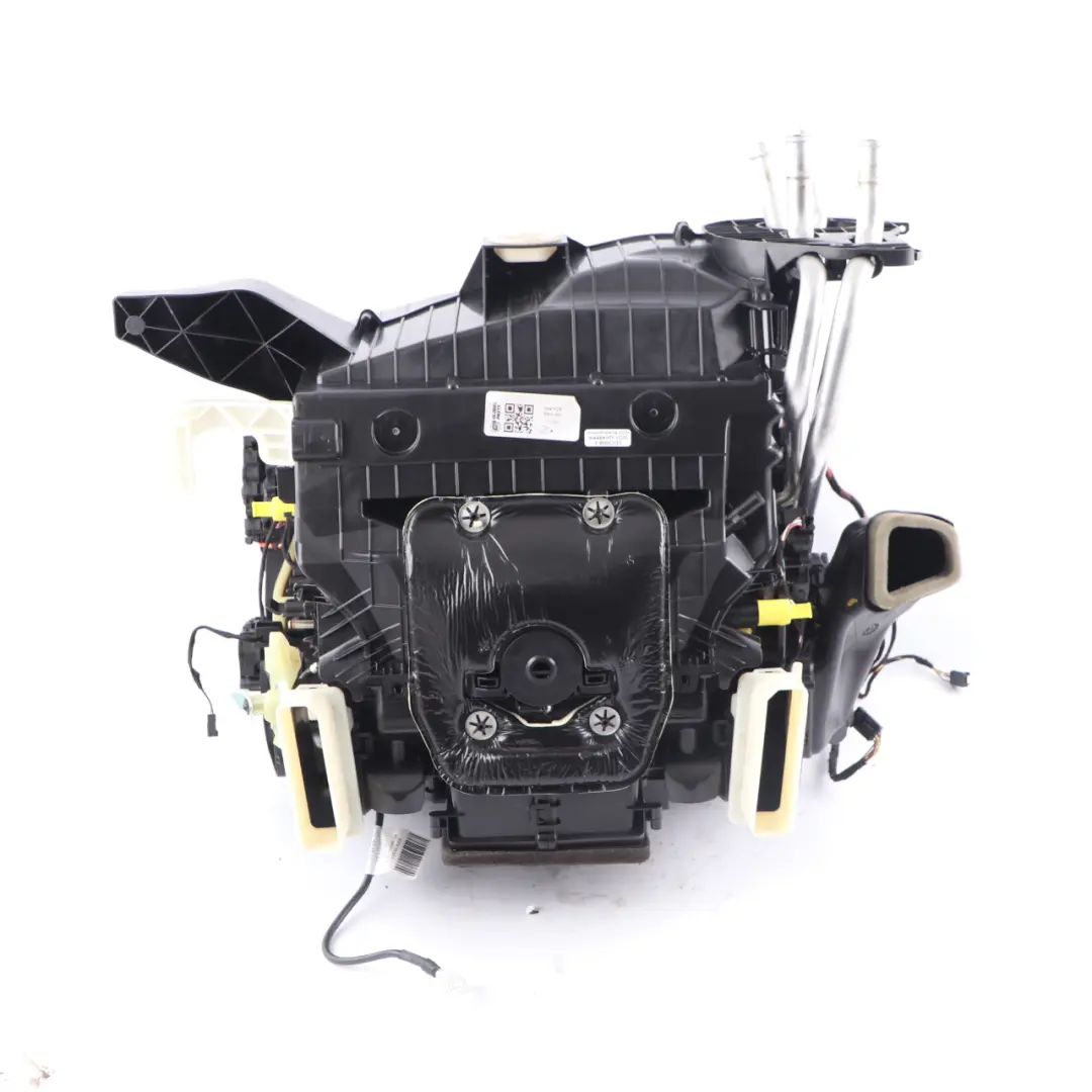 Heater Matrix BMW G11 G30 G31 F90 M5 Air Conditioning A/C Unit Housing to with Part number 9361729 Heater Matrix BMW G11 G30 G31 F90 M5 Air Conditioning A/C Unit Housing - SKU 9361729 - Part number 9361729