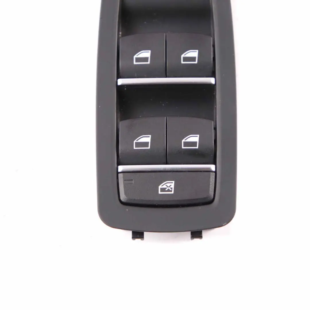 Interruttore alzacristalli lato guida destro per BMW F10 F11 F20 F30 F31 F36 con numero di parte 9362107 BMW F10 F11 F20 F30 F31 F36 Interruttore alzacristalli lato guida destro - SKU 9362107-1 - Numero di parte 9362107