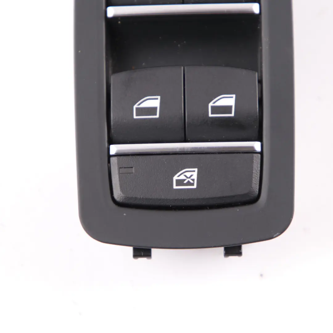 Interruttore alzacristalli lato guida destro per BMW F10 F11 F20 F30 F31 F36 con numero di parte 9362107 BMW F10 F11 F20 F30 F31 F36 Interruttore alzacristalli lato guida destro - SKU 9362107-1 - Numero di parte 9362107