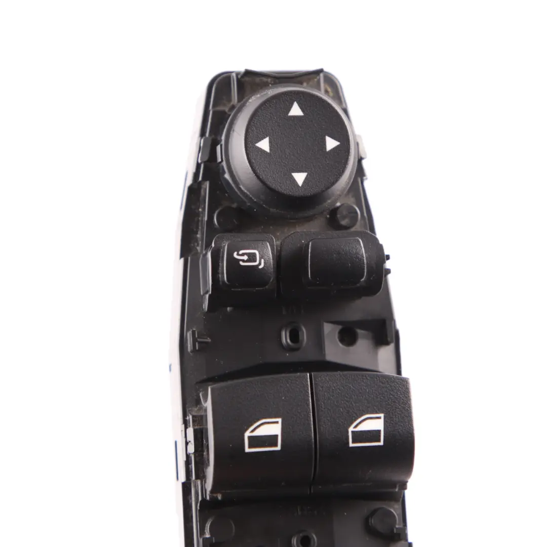 Interrupteur Lève-Vitre Côté Conducteur Droit pour BMW F10 F11 F20 F30 F31 F36 à propos du numéro de pièce 9362107 BMW F10 F11 F20 F30 F31 F36 Interrupteur Lève-Vitre Côté Conducteur Droit - SKU 9362107 - Numéro de pièce 9362107