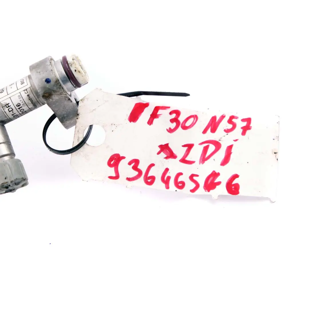 N57N Tubo flessibile di pressione Condensatore aria condizionata per BMW F30 F32 LCI con numero di parte 9364656 BMW F30 F32 LCI N57N Tubo flessibile di pressione Condensatore aria condizionata - SKU 9364656 - Numero di parte 9364656