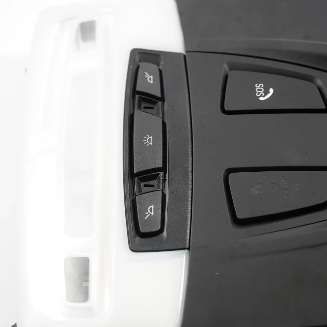 Dachleuchte BMW X5 F15 F45 X1 F48 Leseleuchte vorne Innenschalter für mit Teilenummer 9365137 Dachleuchte BMW X5 F15 F45 X1 F48 Leseleuchte vorne Innenschalter - SKU 9365137 - Teilenummer 9365137