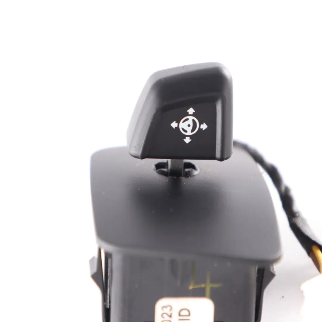 Regolatore piantone sterzo BMW G11 G30 G31 G32 Pulsante interruttore per con numero di parte 9365877 Regolatore piantone sterzo BMW G11 G30 G31 G32 Pulsante interruttore - SKU 9365877 - Numero di parte 9365877