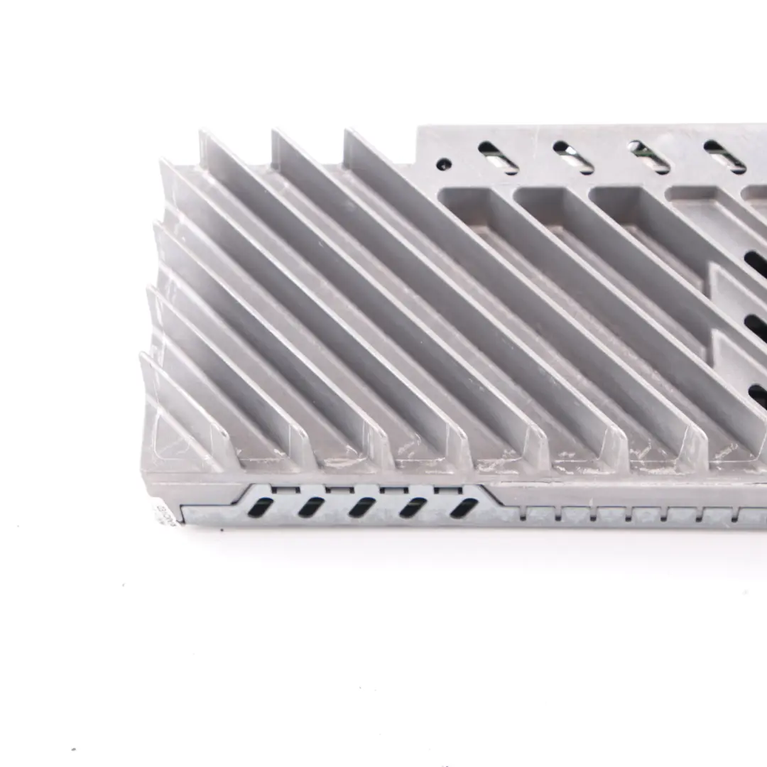 Amplificateur Audio Unit Harman/Kardon HIFI System pour BMW F01 F10 F11 F12 à propos du numéro de pièce 9366160 BMW F01 F10 F11 F12 Amplificateur Audio Unit Harman/Kardon HIFI System - SKU 9366160 - Numéro de pièce 9366160