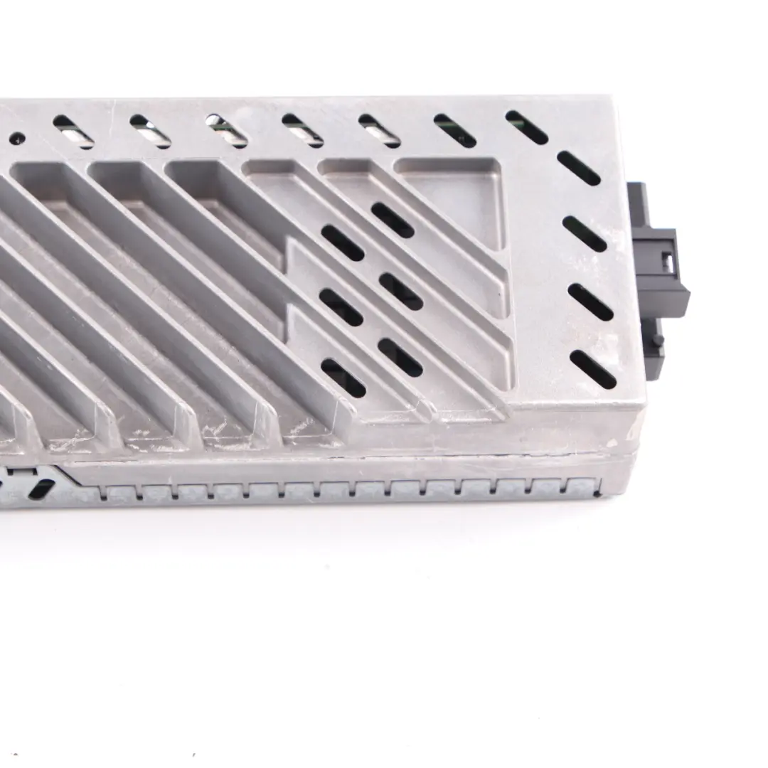 Amplificador audio Unidad Harman/Kardon HIFI System para BMW F01 F10 F11 F12 con número de pieza 9366160 BMW F01 F10 F11 F12 Amplificador audio Unidad Harman/Kardon HIFI System - SKU 9366160 - Número de pieza 9366160