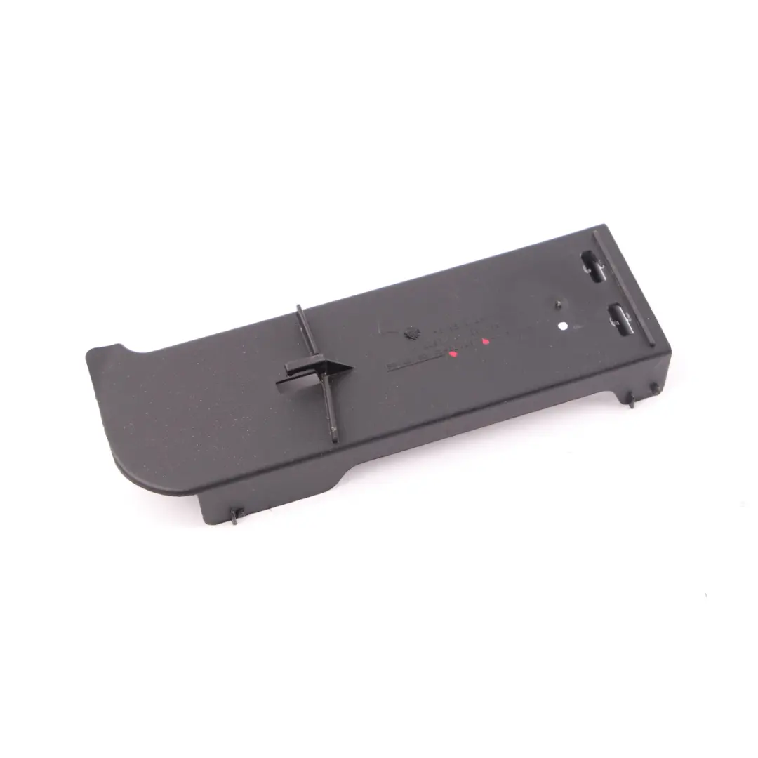 Grommet Cover Brake to Mini F57 Cabrio Rear with Part number 9367095 Mini F57 Cabrio Rear Grommet Cover Brake - SKU 9367095 - Part number 9367095