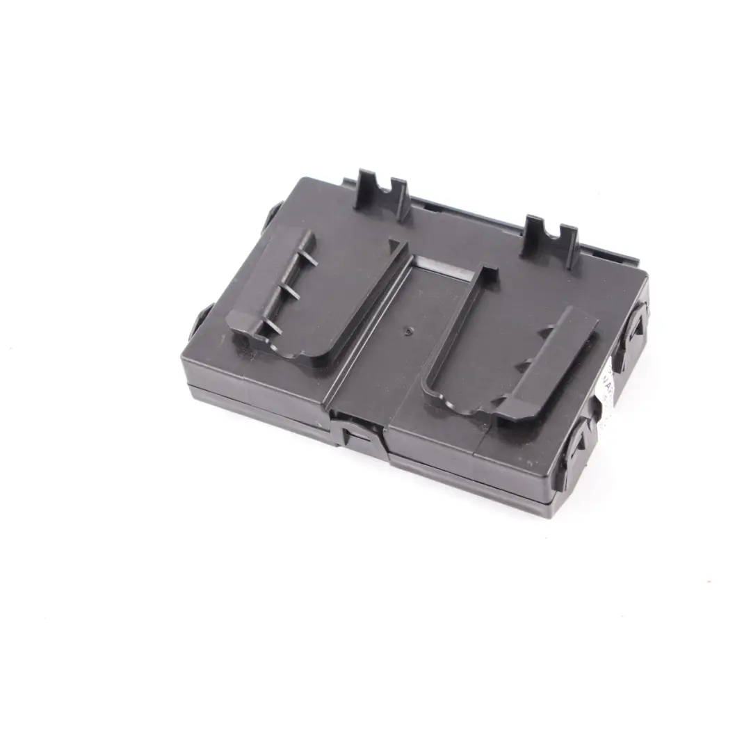 Control Unit Module ECU Valeo to BMW i3 I01 with Part number 9367477 BMW i3 I01 Control Unit Module ECU Valeo - SKU 9367477 - Part number 9367477