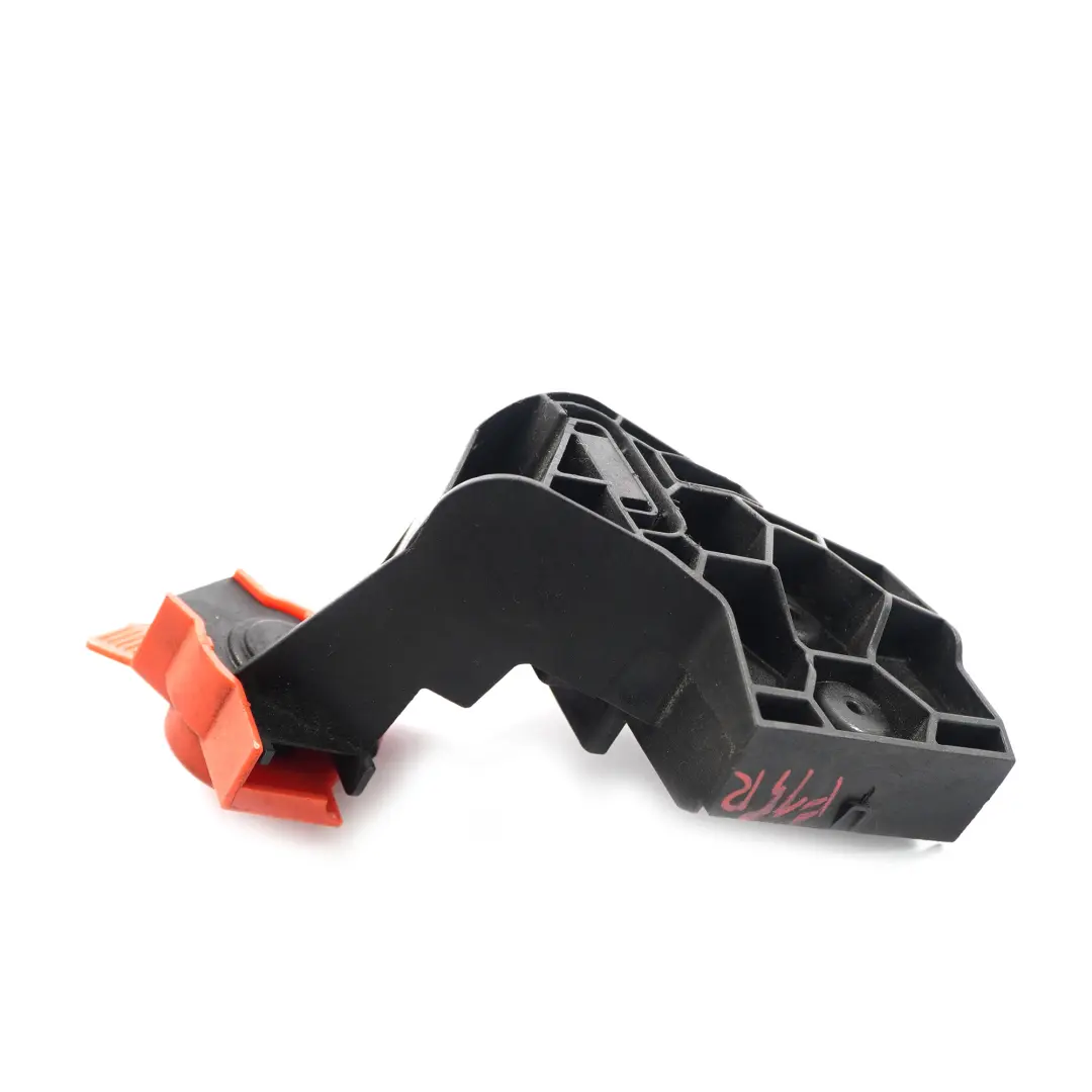 Battery B+ Engine Compartment Positive Terminal Point to BMW X5 F15 with Part number 9367807 BMW X5 F15 Battery B+ Engine Compartment Positive Terminal Point - SKU 9367807 - Part number 9367807