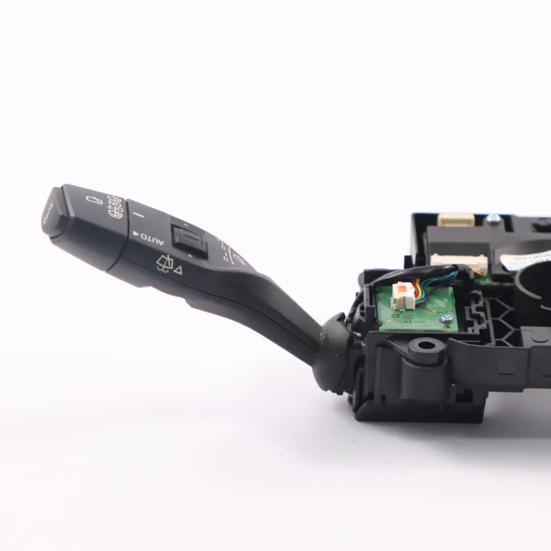 Interruttore cluster colonna sterzo tergicristallo stalk per BMW F25 F48 con numero di parte 9368597 BMW F25 F48 Interruttore cluster colonna sterzo tergicristallo stalk - SKU 9368597-1 - Numero di parte 9368597