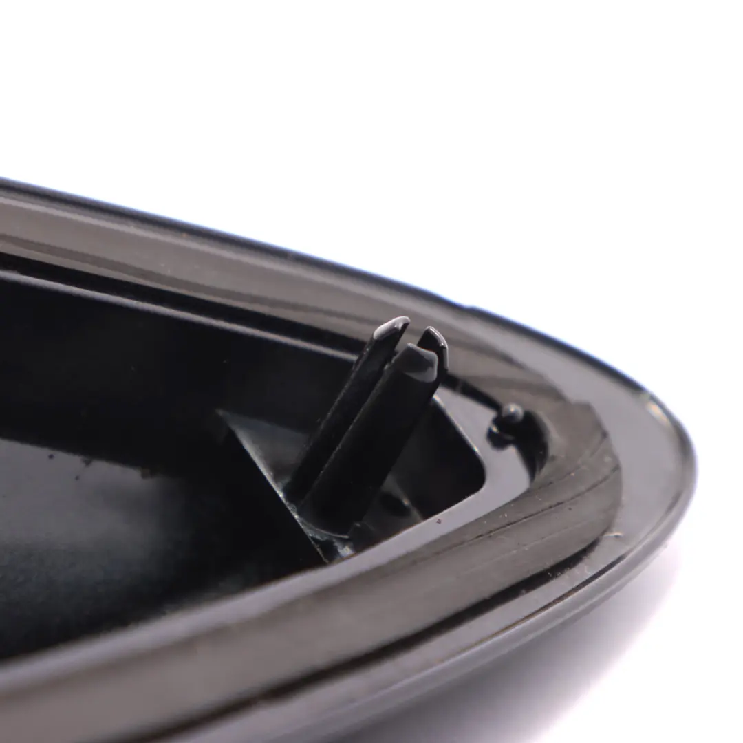 Cache antenne de toit BMW G20 G21 G30 G11 Shark Empty Housing Carbon Black - 416 pour à propos du numéro de pièce 9371344 Cache antenne de toit BMW G20 G21 G30 G11 Shark Empty Housing Carbon Black - 416 - SKU 9371344-CAR - Numéro de pièce 9371344