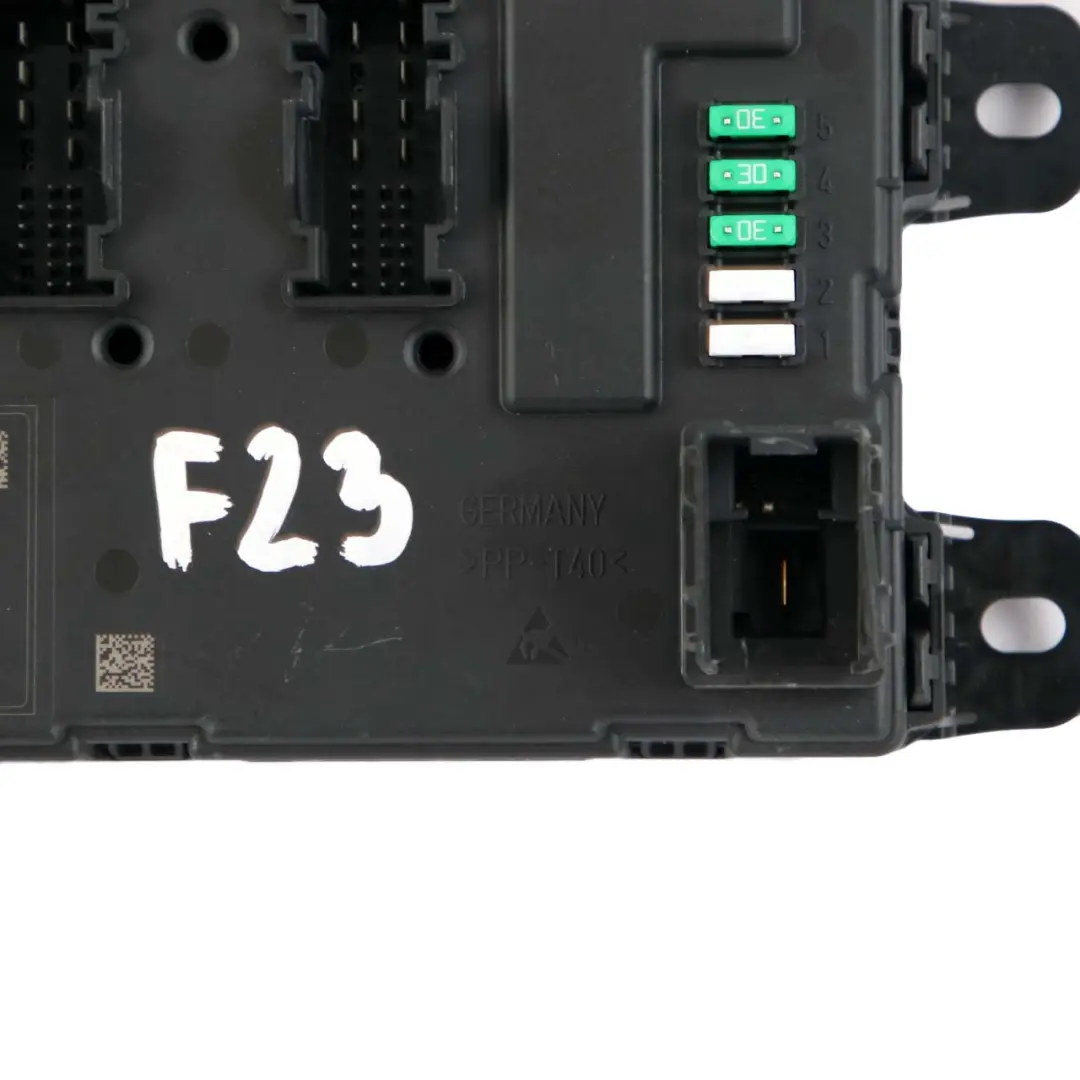 REM Moduł Sterownik Skrzynka Bezpieczników V2 do BMW F23 o numerze 9374507 BMW F23 REM Moduł Sterownik Skrzynka Bezpieczników V2 - SKU 9374507 - Numer Części 9374507